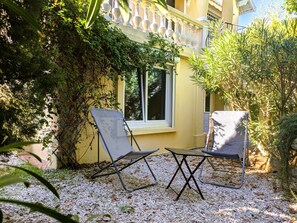 Terrace/patio - T2 in the center of Le Pradet, 10 min from the beach (Le Pradet)