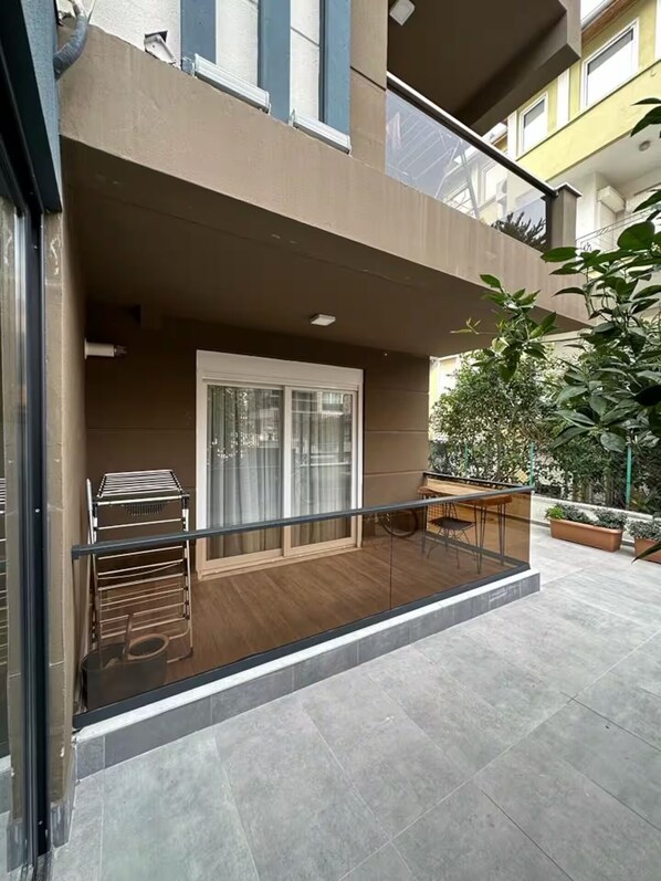 Standard Apartment, 1 Bedroom, Balcony | Terrace/patio - Sun Suite (Antalya)
