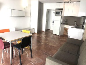 Interior - LAS PALMERAS. Apartamento en Roses a 30 mts de la playa. (Roses)