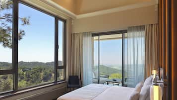 Premier Suite - Two Bedrooms | In-room safe, desk, laptop workspace, soundproofing