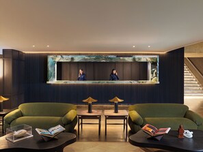 ฝ่ายต้อนรับ