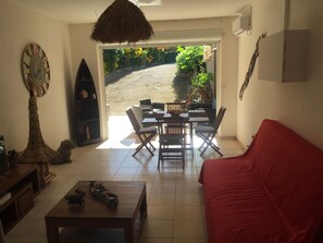 Living area - Seasonal rental large furnished T4 in sainte-Anne (Sainte-Anne)