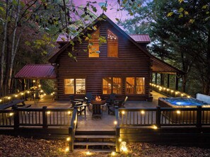 Terrace/patio - Log Cabin by the Lake|Hot Tub, Fire Pit, Games (Blue Ridge)