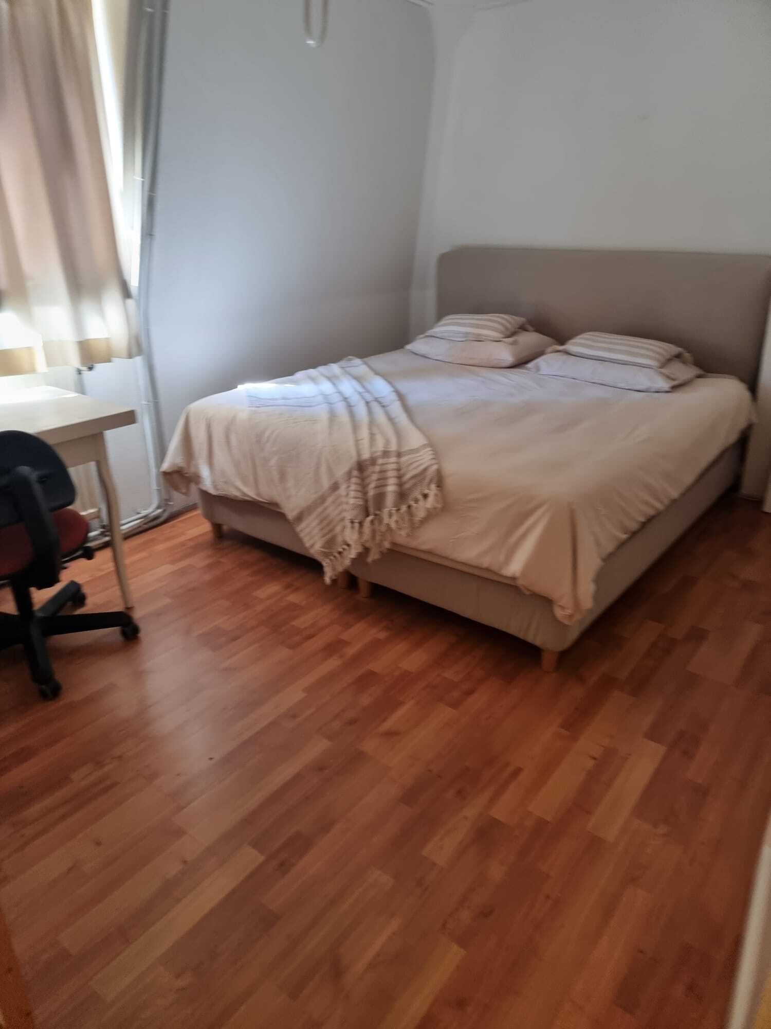 4 Schlafzimmer, Bügeleisen/Bügelbrett, WLAN, Bettwäsche