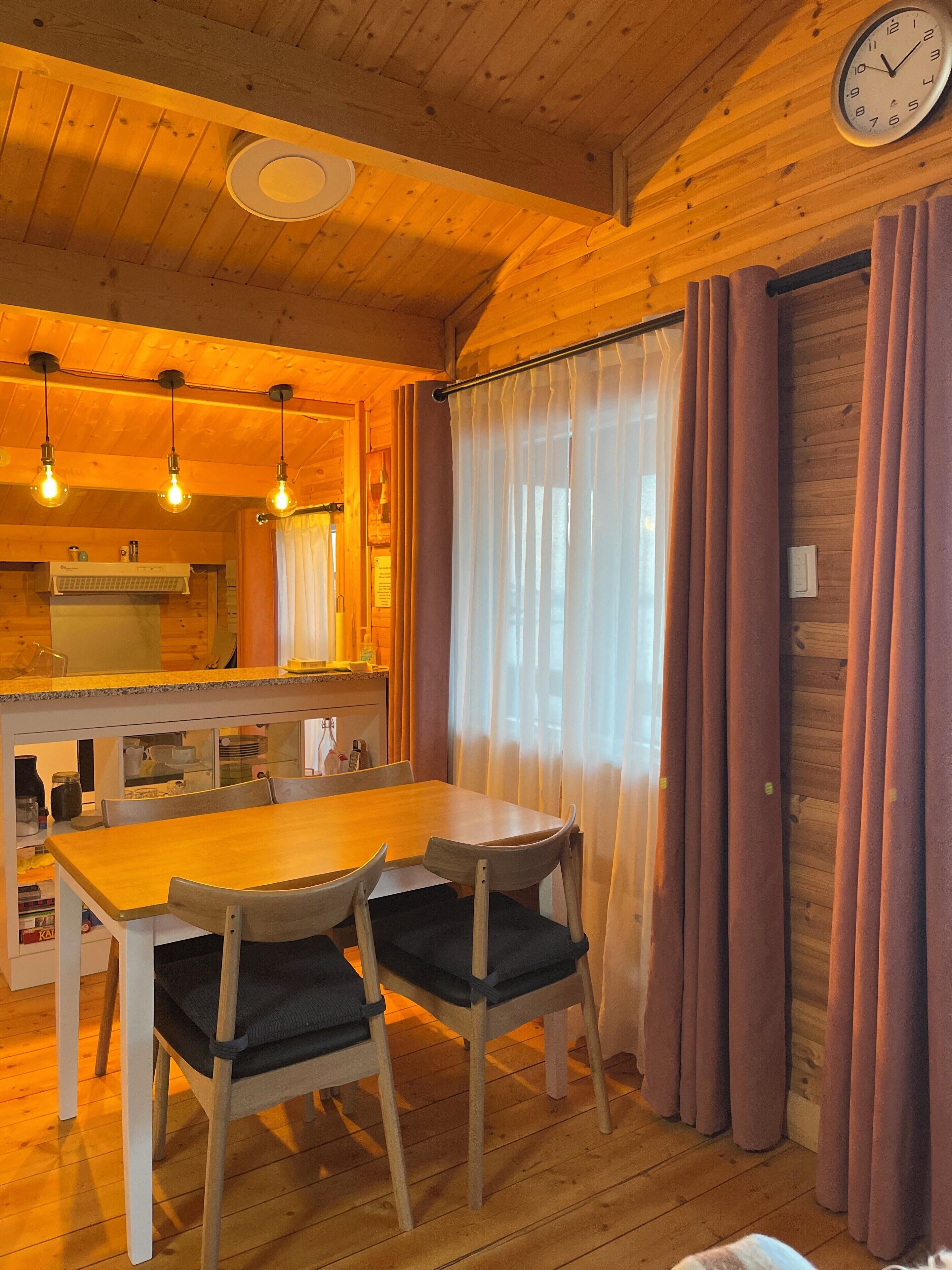 Family Cabin, Ocean View | Living area