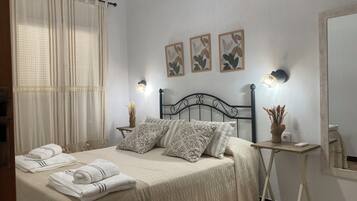 Strygejern/strygebræt, Wi-Fi, sengetøj