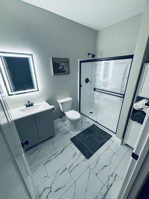 Towels, soap, toilet paper - The Ridge loft is a stunning new construction apartment (McGaheysville)