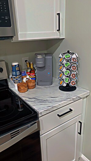 ميكروويف، فرن، ماكينة لصنع القهوة/الشاي، مصيدة للكركند