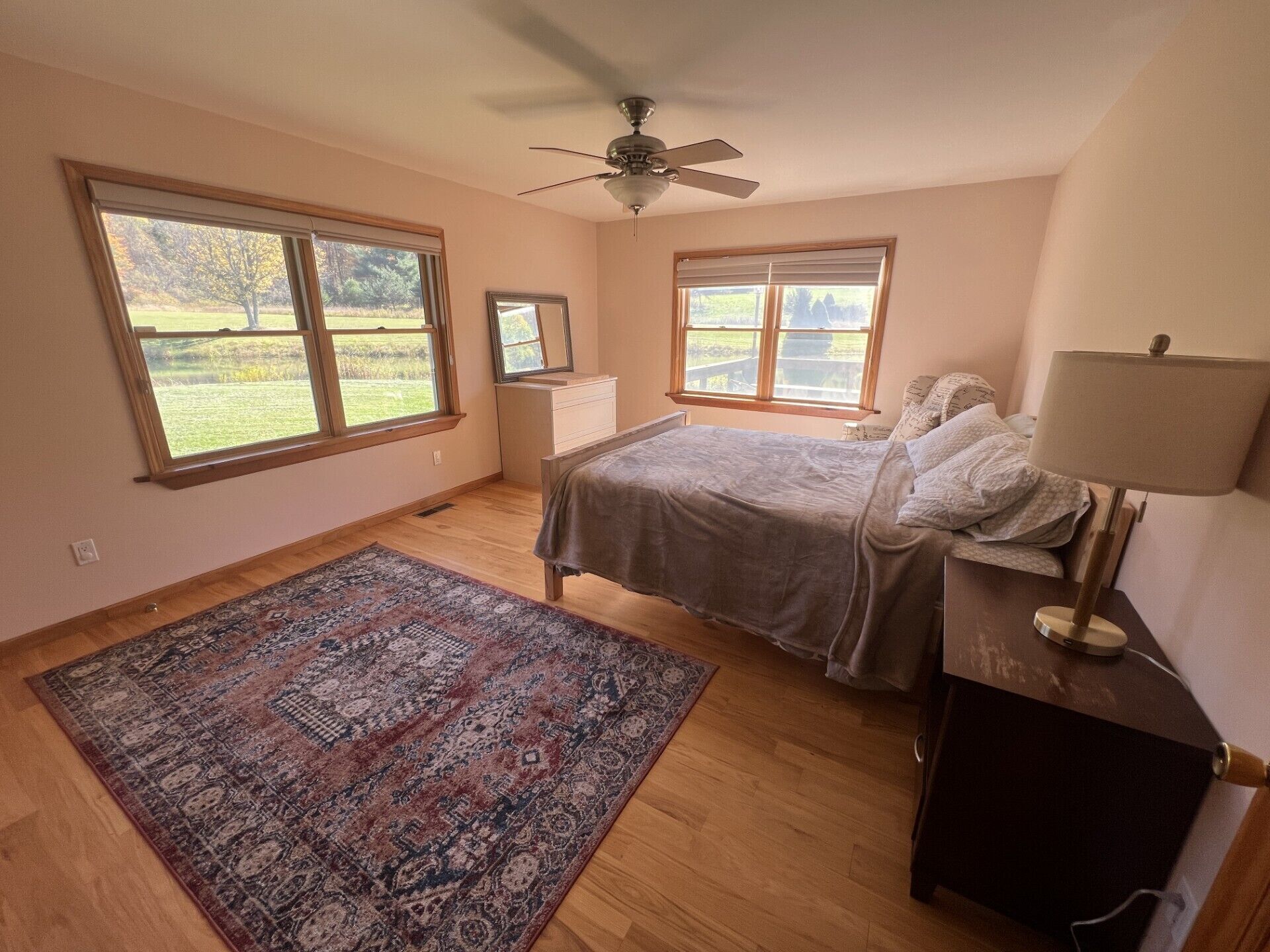 4 bedrooms, WiFi, bed sheets