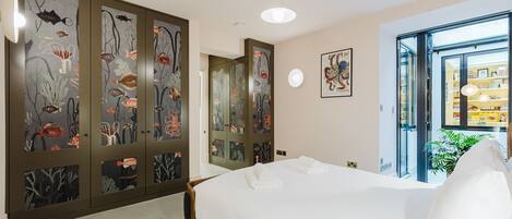 2 chambres, fer et planche Ă repasser, accĂšs Ă Internet, literie fournie