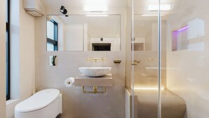 Unclassified image, 5 of 25, button - Exquisitely Designed 2BD Flat in South Kensington (Greater London)