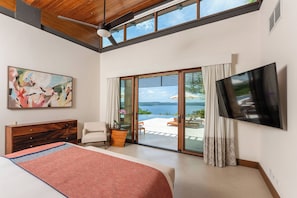 Silitysrauta/-lauta, ilmainen Wi-Fi, vuodevaatteet