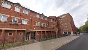 Exterior - Chic 1BDR Apartment near Stratford, Westfield (Greater London)