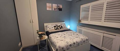 1 bedroom, Internet, bed sheets