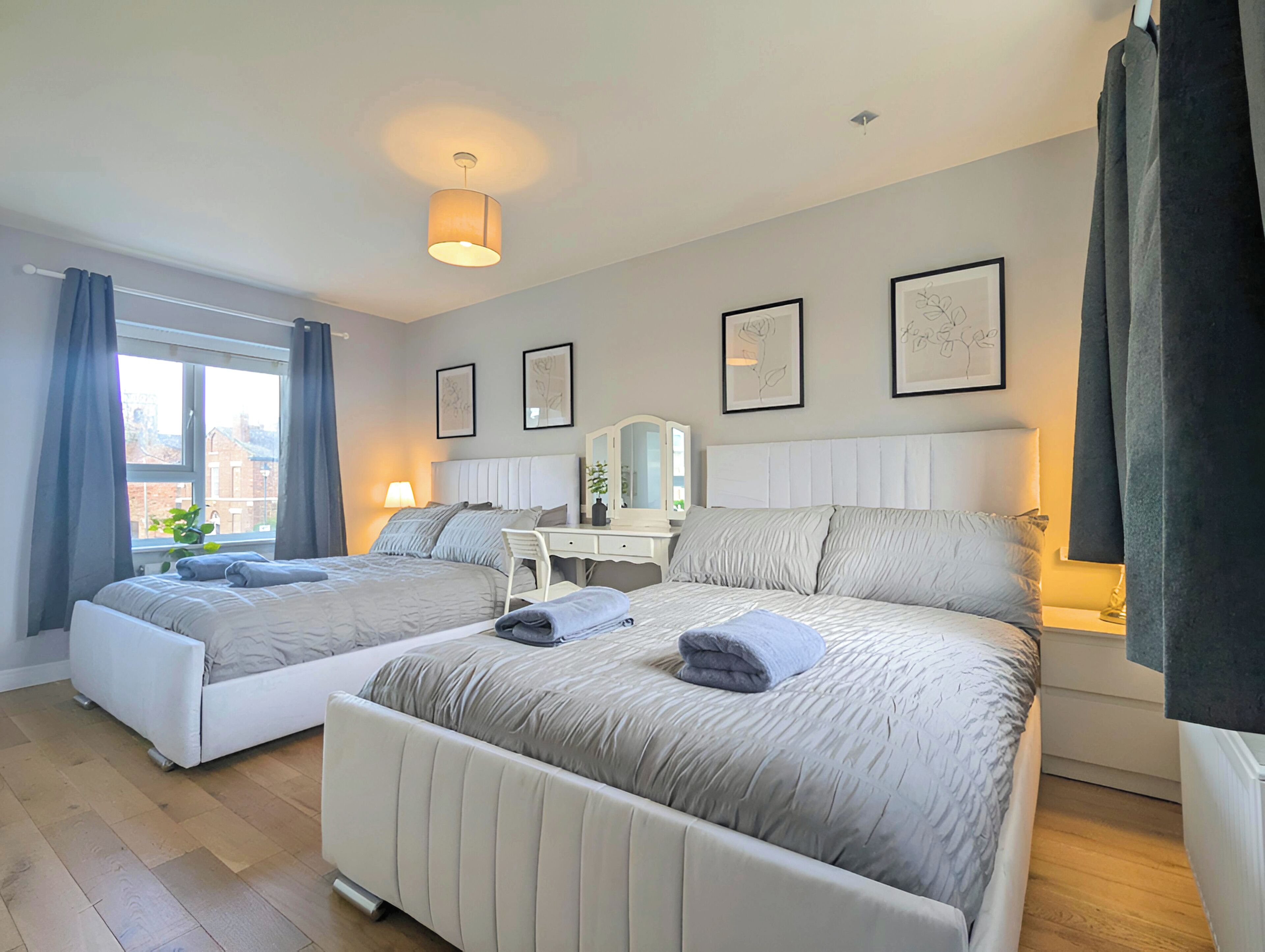 5 bedrooms, desk, iron/ironing board, free WiFi