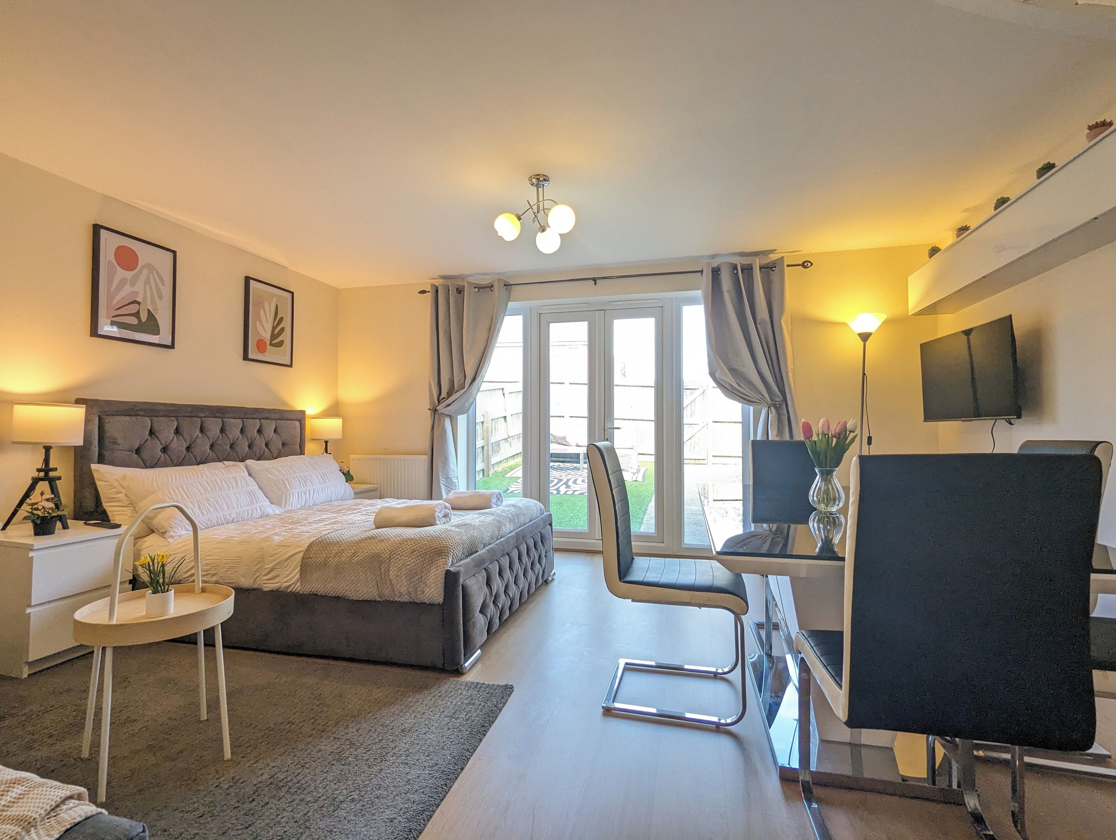 4 chambres, bureau, fer et planche à repasser, Wi-Fi gratuit