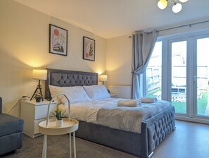 4 chambres, bureau, fer et planche à repasser, Wi-Fi gratuit