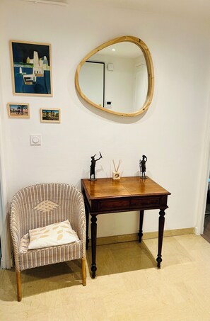 Interior - Very nice apartment in carré d'or - 3* - City center and beaches (Antibes)