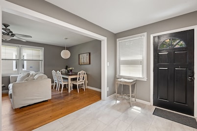 Home near DTWS, UNCAS, WFU, Hospitals, food/bev!