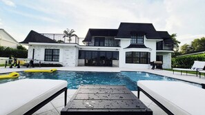 5 chambres, bureau, Internet