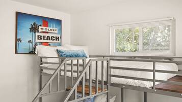 3 Schlafzimmer, Bügeleisen/Bügelbrett, Reisekinderbett, WLAN