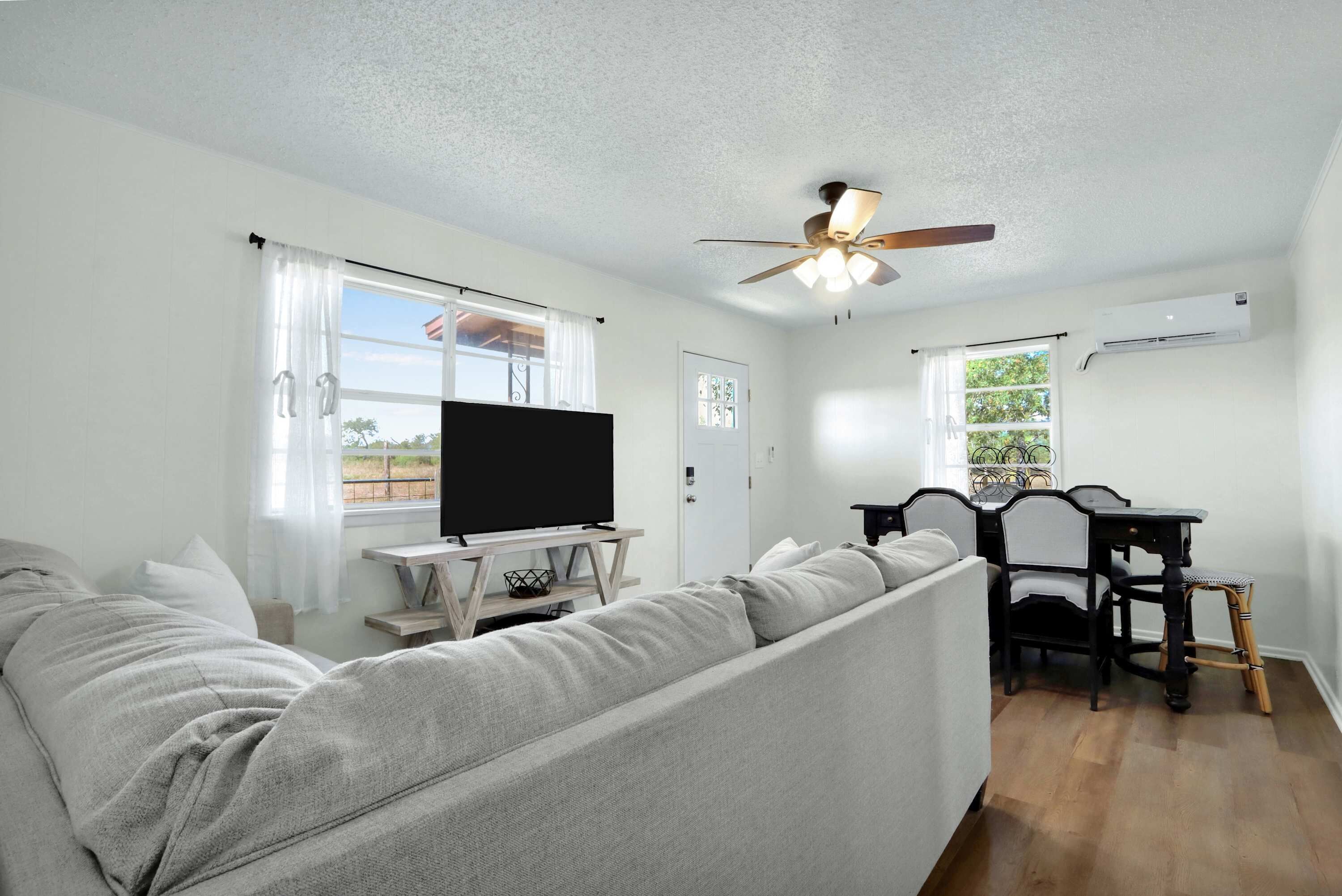Relaxing River Getaway For 5, Unwind And Unplug - New Braunfels, TX