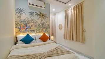 Deluxe Double Room | Free WiFi