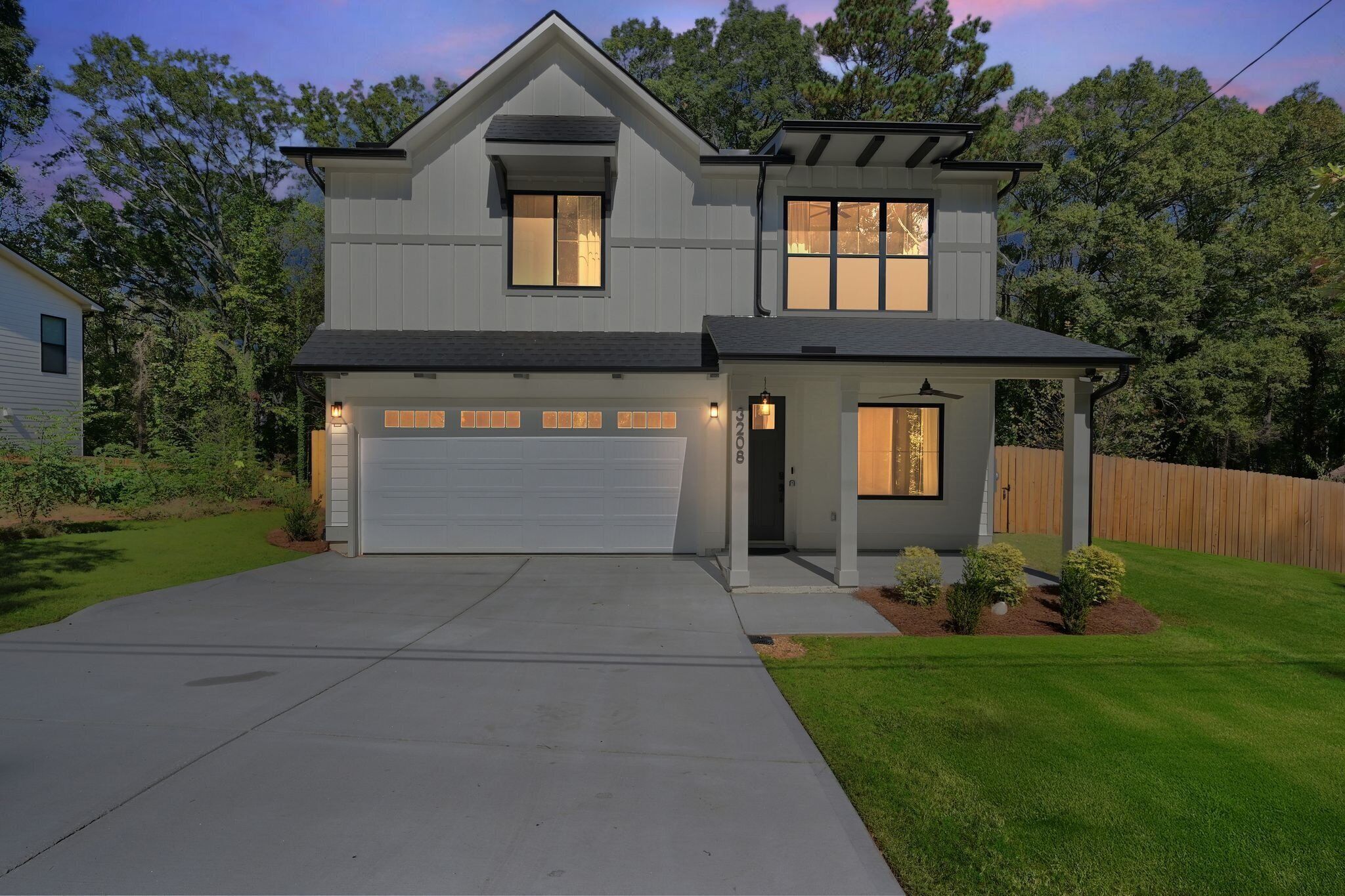 House, 5 Bedrooms | Exterior