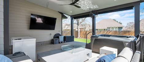 House, 3 Bedrooms | Terrace/patio