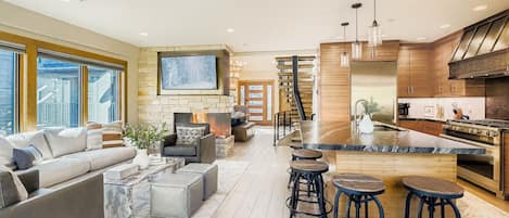 บ้านพัก, 4 ห้องนอน | บริเวณนั่งเล่น