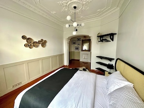 Blackout curtains, iron/ironing board, free WiFi