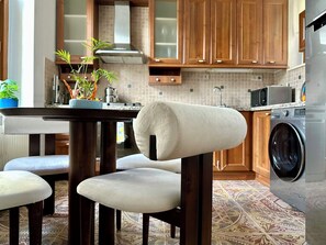 Apartment | Eigene Küche | Wasserkocher mit Kaffee-/Teezubehör