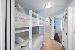1 bedroom, iron/ironing board, free WiFi, bed sheets - Grand Beach Resort 304 by Liquid Life (Gulf Shores)