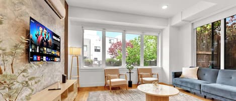 TV og kontorer