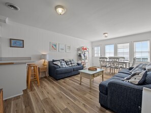 Smart TV - Classic Oceanfront Beach Cottage! (Emerald Isle)