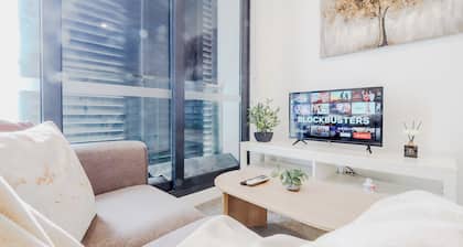 Exquisite and warm 1BR nest in Footscray Pool Gym