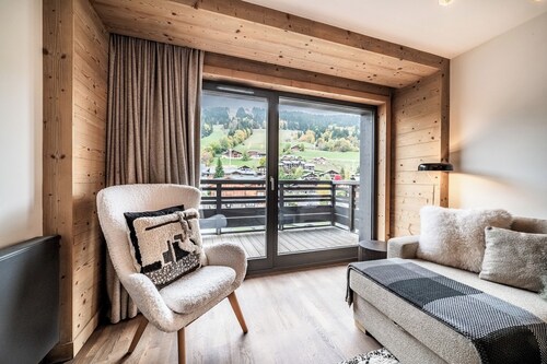Alva - Charming Central Apartment, Les Gets