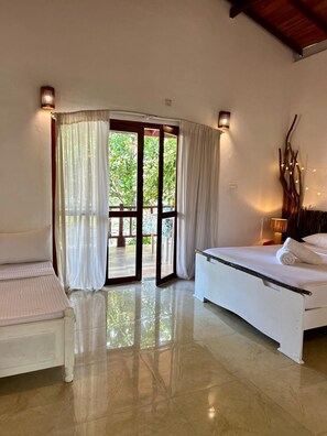 家庭三人房 | 免費無線上網、床單