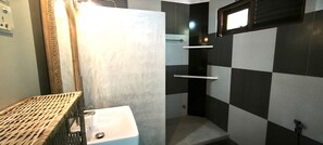 Deluxe Double Room, Balcony, Garden View | Free WiFi