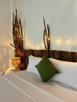 Deluxe Double Room, Balcony, Garden View | Free WiFi, bed sheets - Papaya Hikkaduwa (Hikkaduwa)