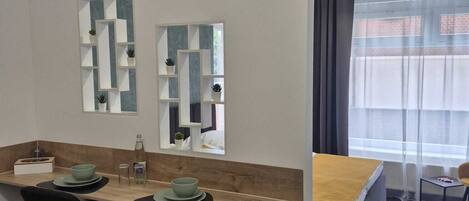 1 chambre, fer et planche à repasser, accès Internet, draps fournis