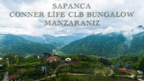 Pemandangan dari properti