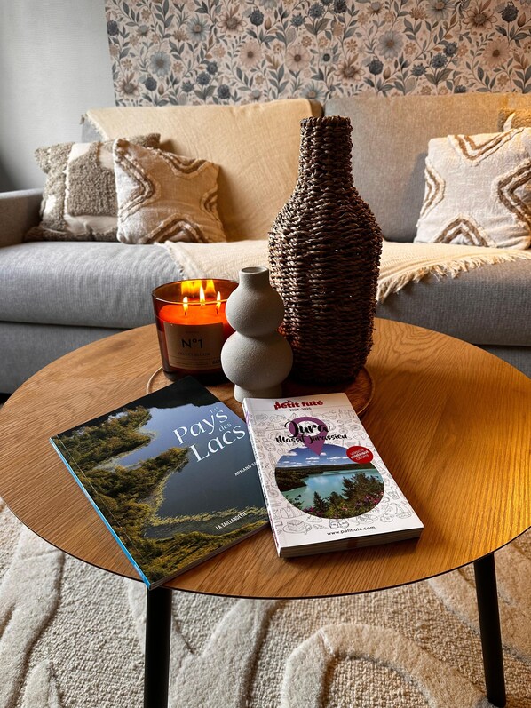 Interior - La chambre de Sophie Studio with garage in quiet location near town center (Lons-le-Saunier)