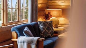 TV, lareira, escritórios