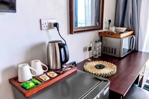 ميكروويف، ماكينة لصنع القهوة/الشاي