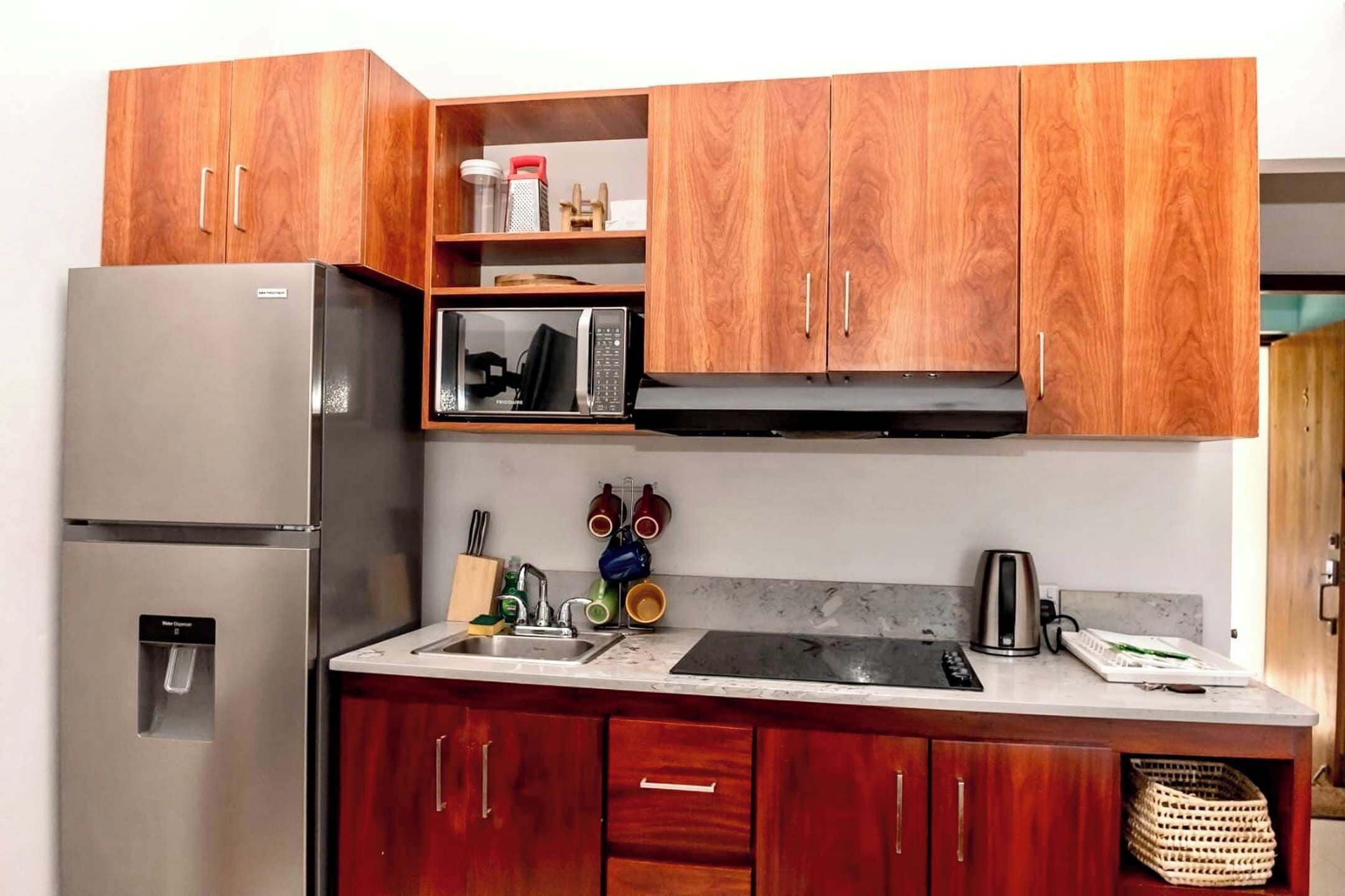 Microwave, coffee/tea maker