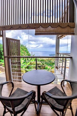 Outdoor dining - ZenBreak Hammock Suite PatPat (Morne Fortune)