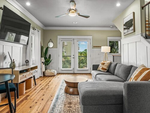 Affordable Waterfront Luxury!  "Jewel of Carrabelle" Perfect Condo on the Cove!