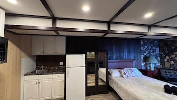 7 bedrooms, free WiFi