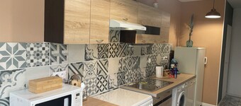  Maison "L'Écolier" - Terrace & private parking - 10 min from Futuroscope